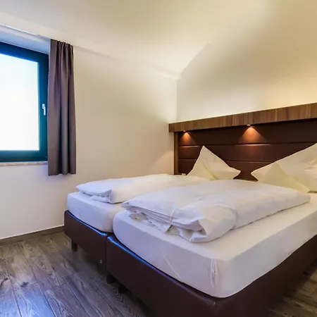 Lagovida Duenenhaus Comfort F Am Stoermthaler グロースペスナ